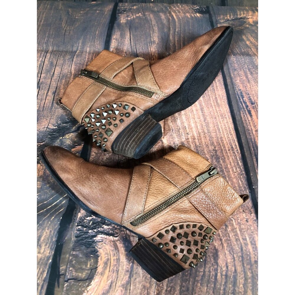 Vince Camuto Marcin Cognac Brown Studs Spikes Ank… - image 4